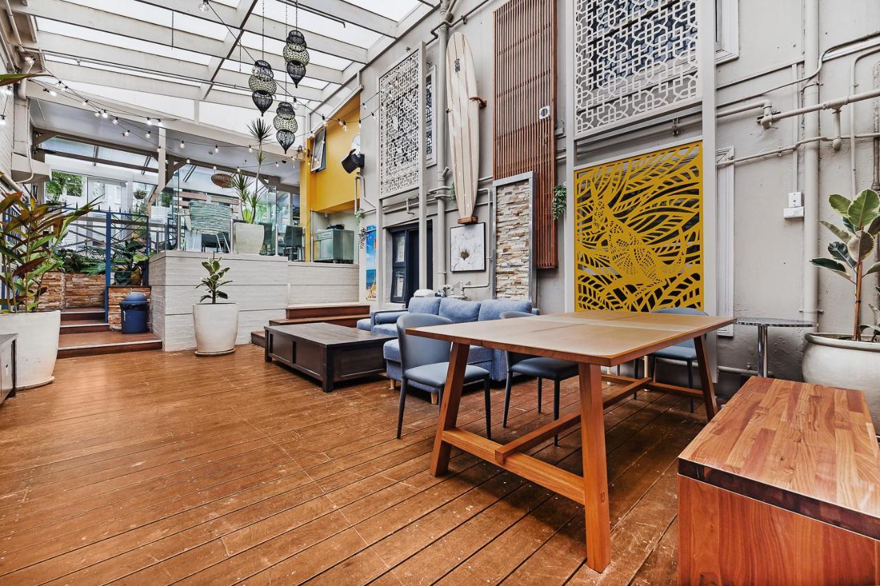 London Plane Backpackers Hostel Sydney Exterior photo