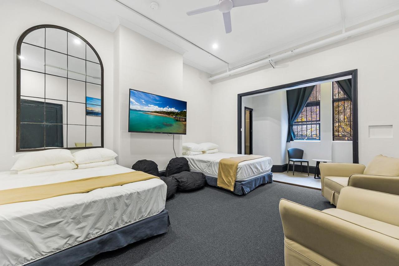 London Plane Backpackers Hostel Sydney Exterior photo
