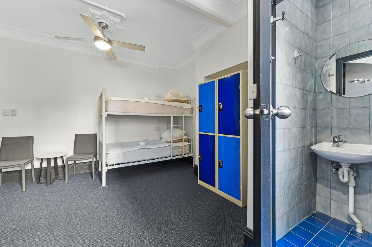 London Plane Backpackers Hostel Sydney Exterior photo