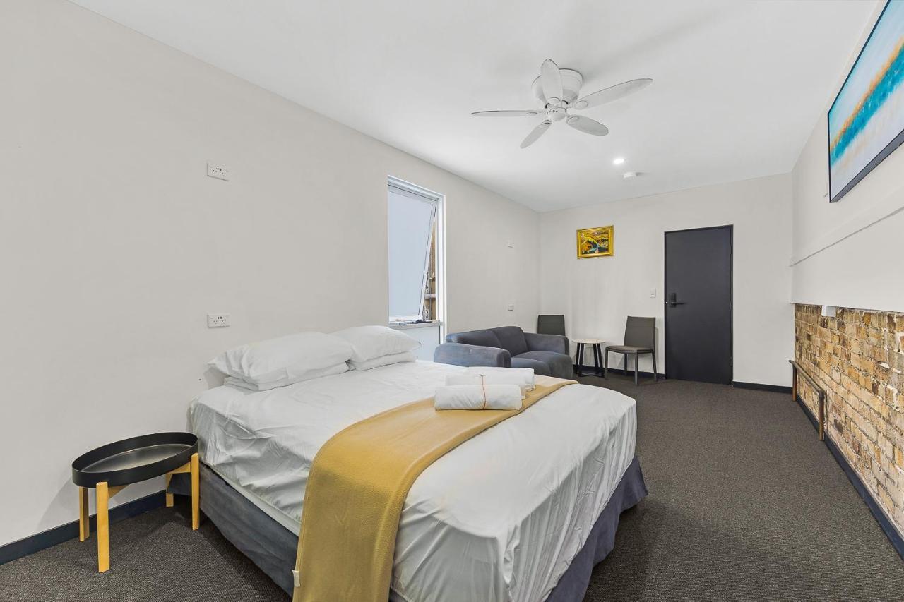 London Plane Backpackers Hostel Sydney Exterior photo